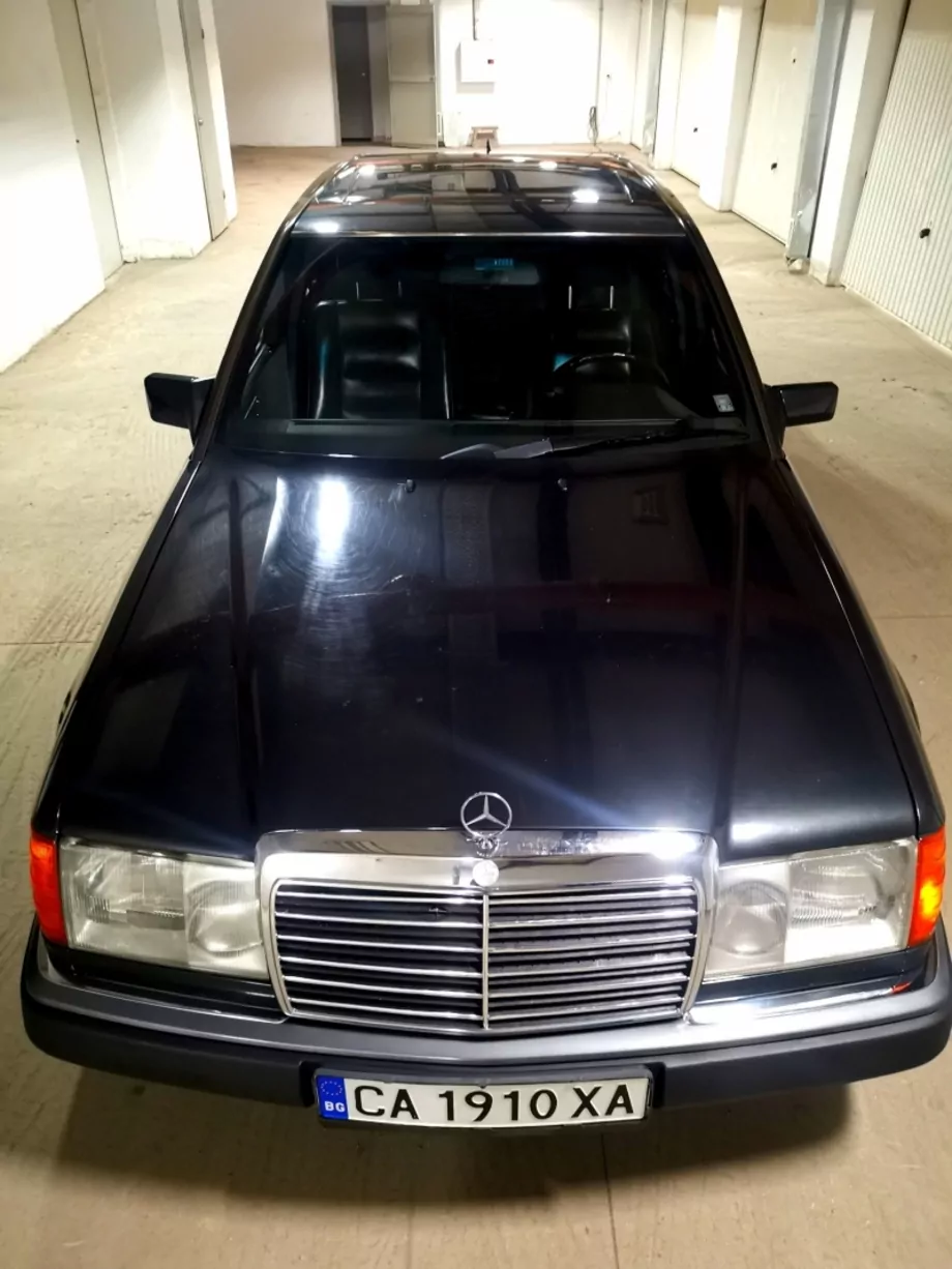 ID:2107 - MERCEDES-BENZ E 300