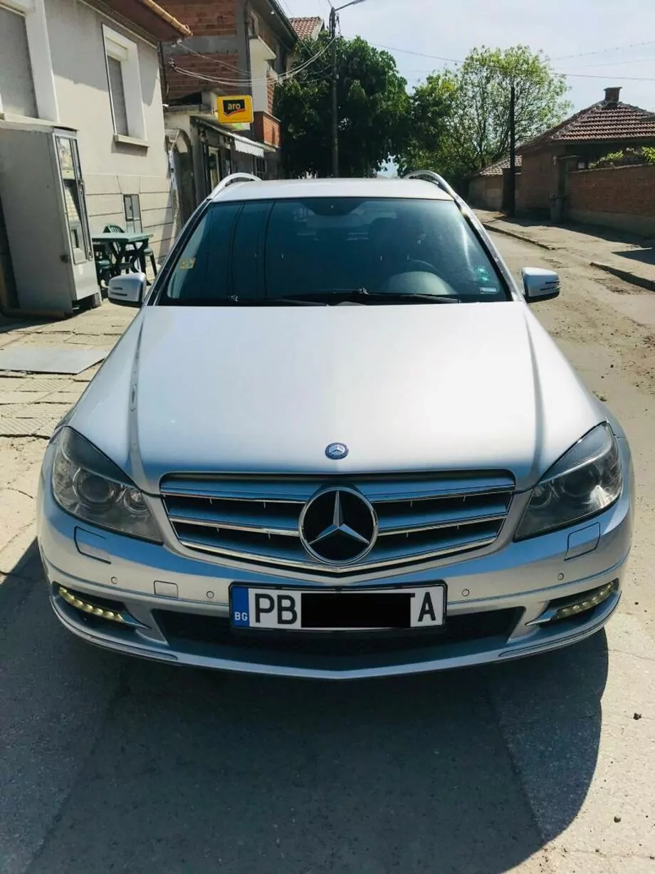 ID:2109 - MERCEDES-BENZ C 220