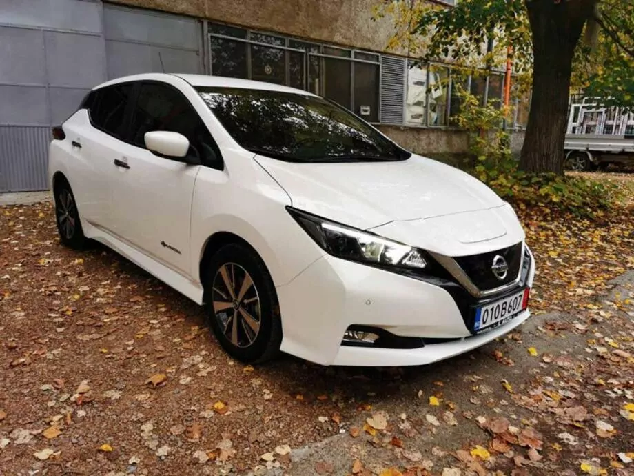 ID:2119 - NISSAN LEAF