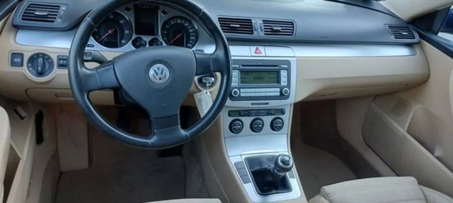 ID:2167 - VOLKSWAGEN PASSAT