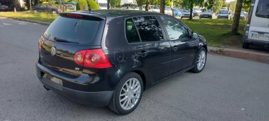 ID:2173 - VOLKSWAGEN GOLF