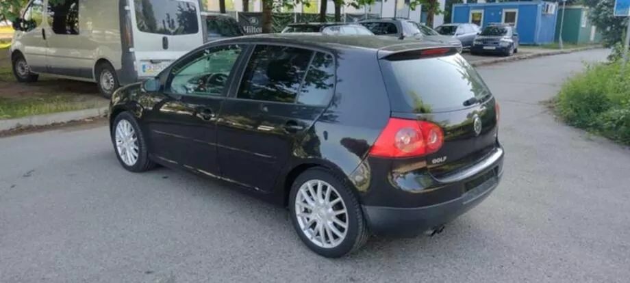 ID:2173 - VOLKSWAGEN GOLF