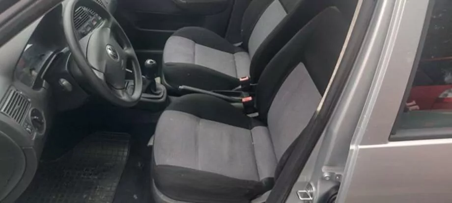 ID:2175 - VOLKSWAGEN GOLF