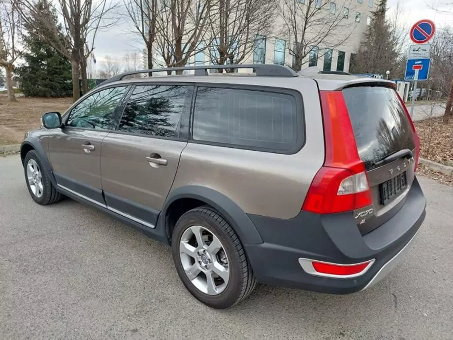 ID:2178 - VOLVO XC70