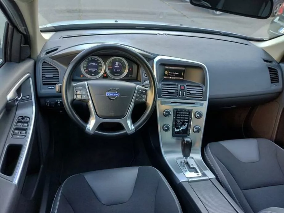 ID:2179 - VOLVO XC60