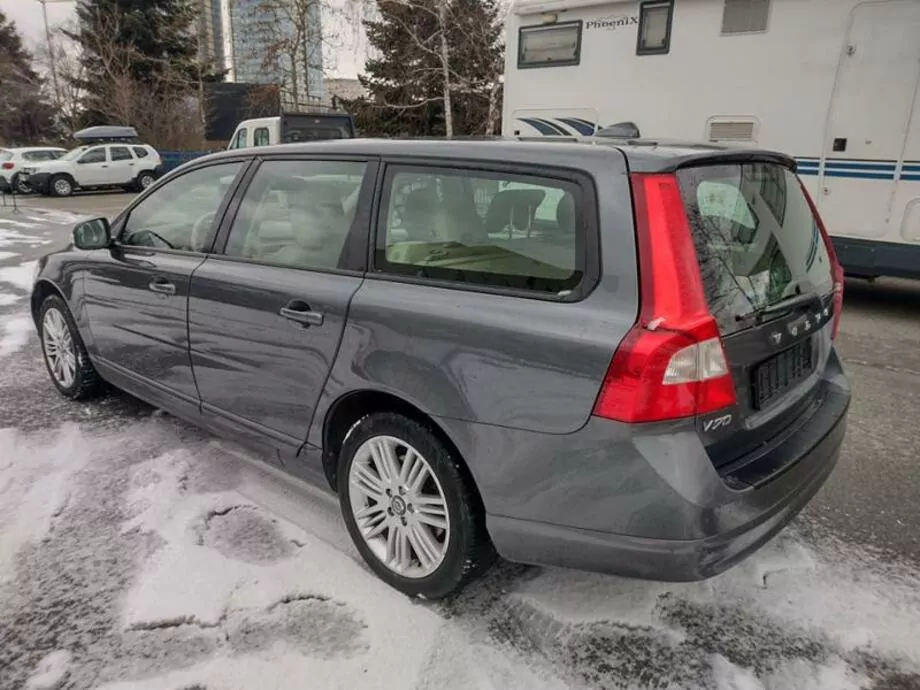 ID:2180 - VOLVO V70