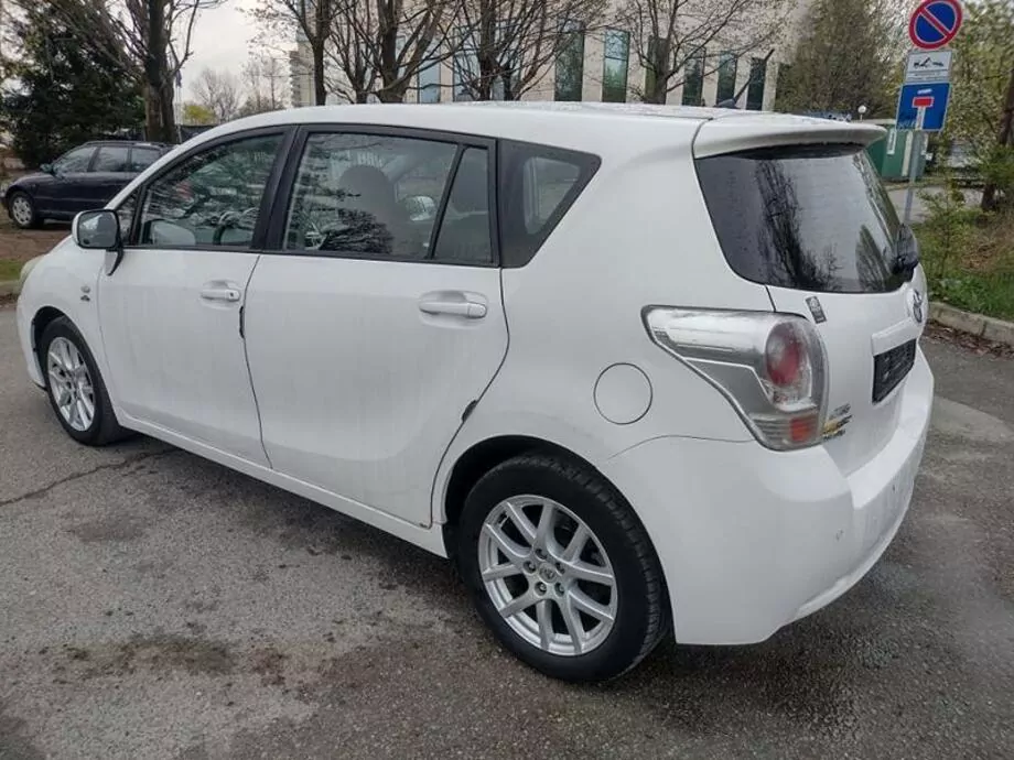 ID:2186 - TOYOTA COROLLA VERSO