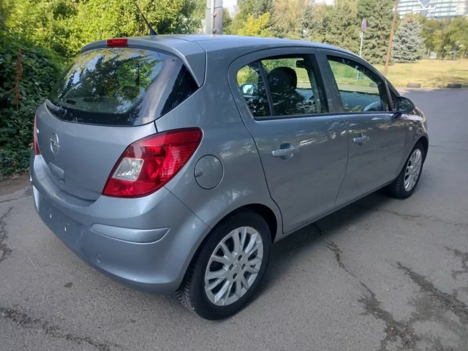 ID:2209 - OPEL CORSA