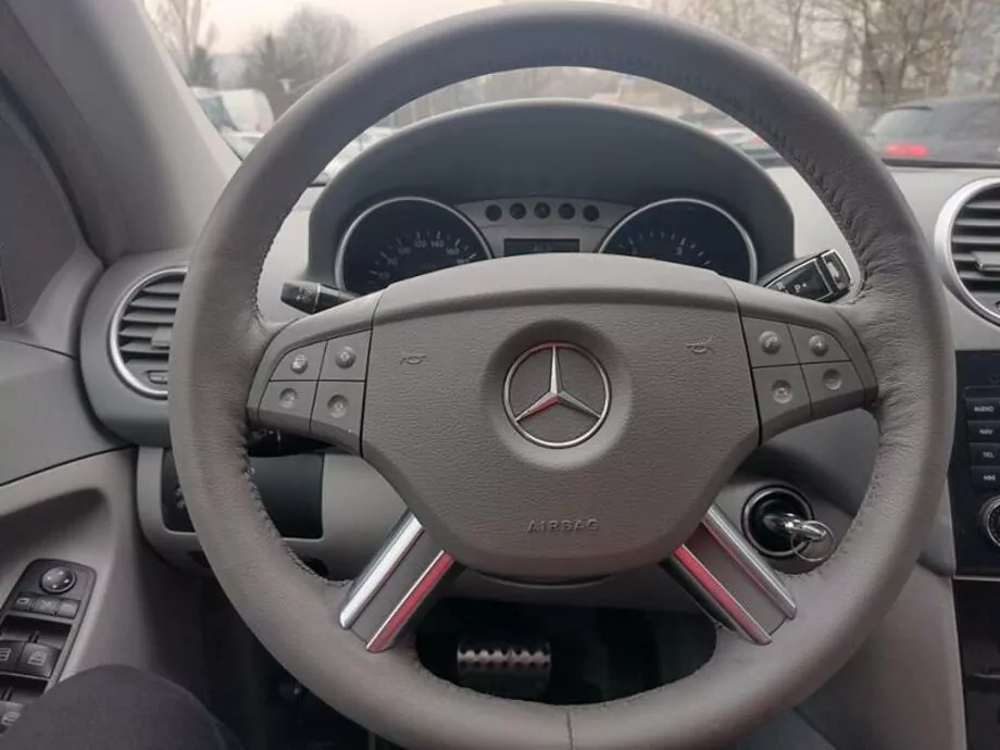 ID:2227 - MERCEDES-BENZ ML 320