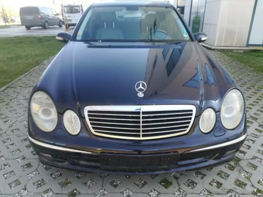 ID:2230 - MERCEDES-BENZ E 280