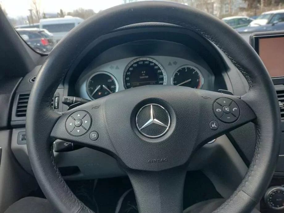 ID:2234 - MERCEDES-BENZ C 320