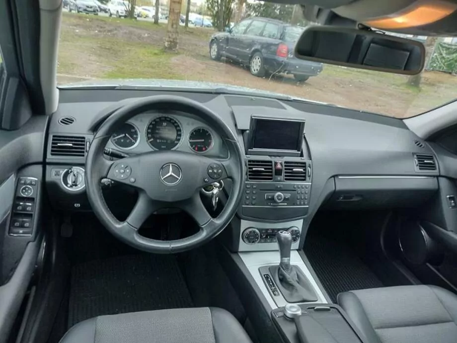 ID:2236 - MERCEDES-BENZ C 220