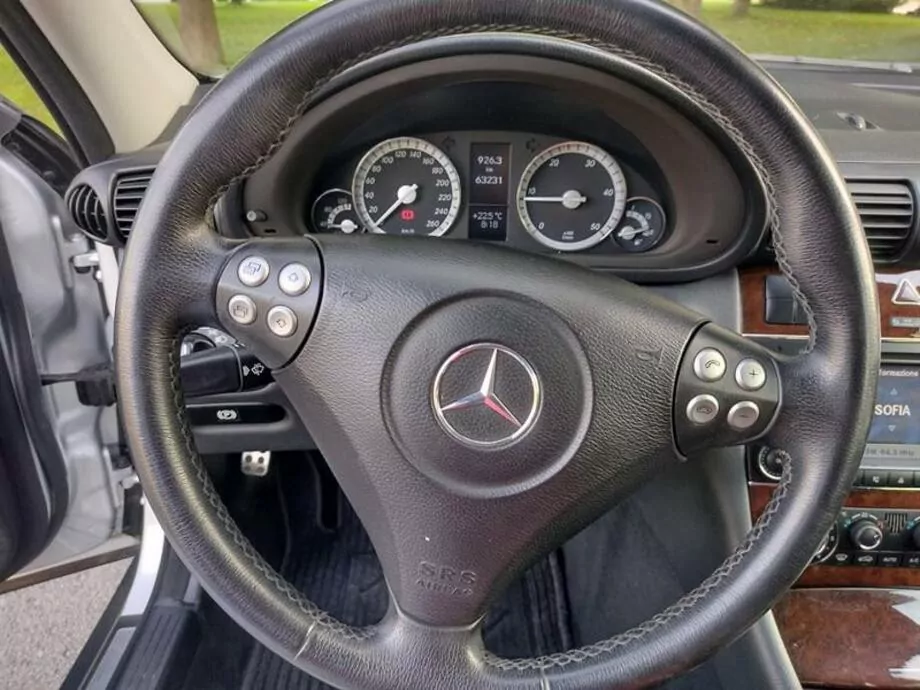 ID:2237 - MERCEDES-BENZ C 220