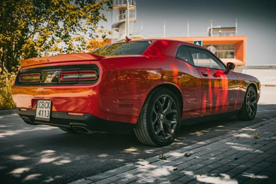 ID:2238 - DODGE CHALLENGER