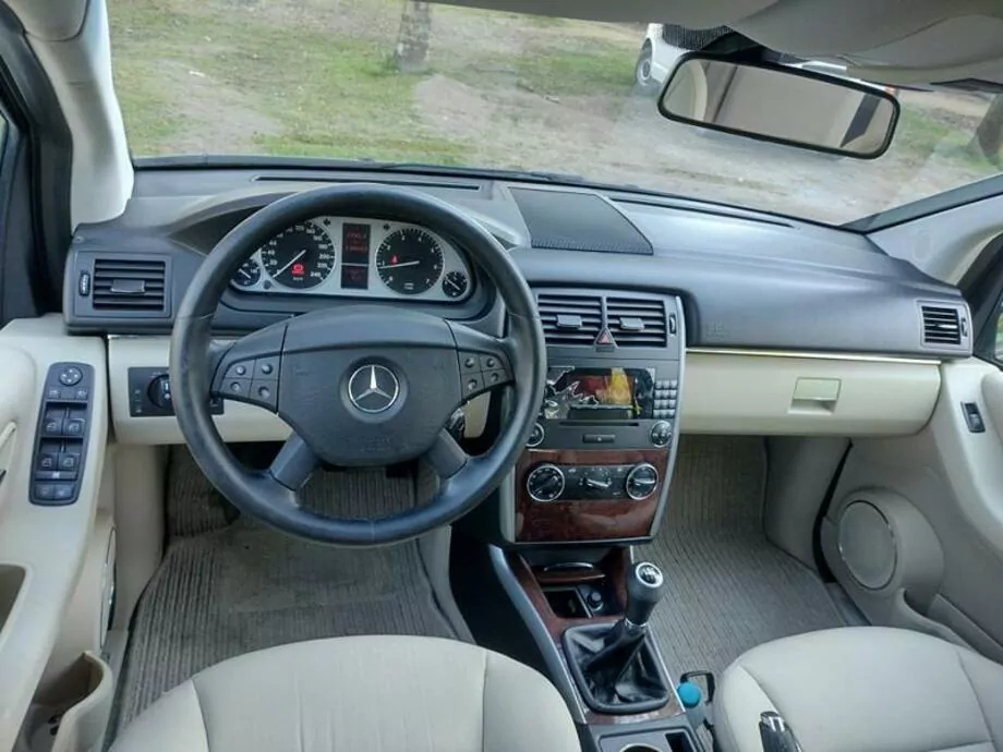 ID:2243 - MERCEDES-BENZ B 170