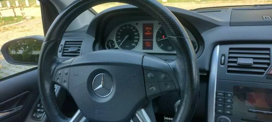 ID:2244 - MERCEDES-BENZ B 170