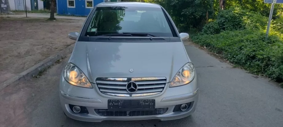 ID:2245 - MERCEDES-BENZ 1007