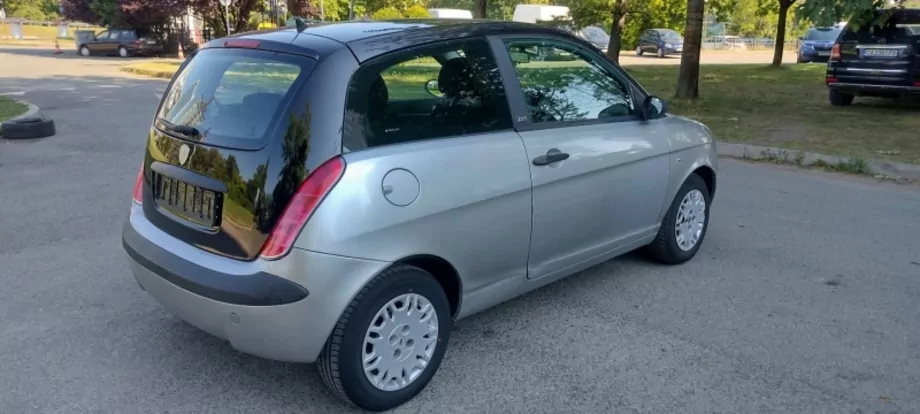 ID:2248 - LANCIA YPSILON