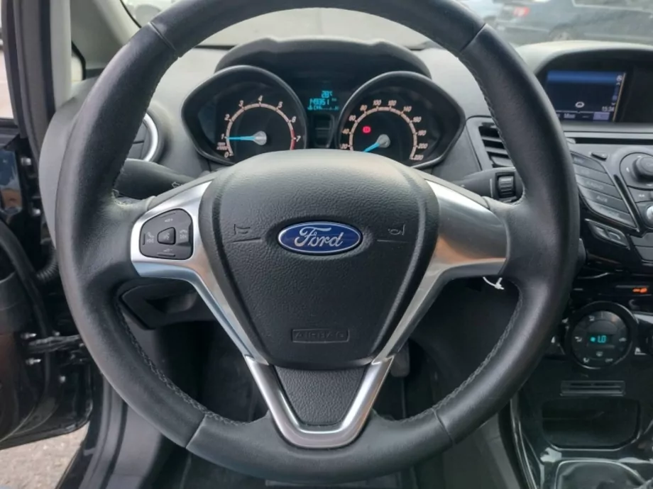 ID:2271 - FORD FIESTA