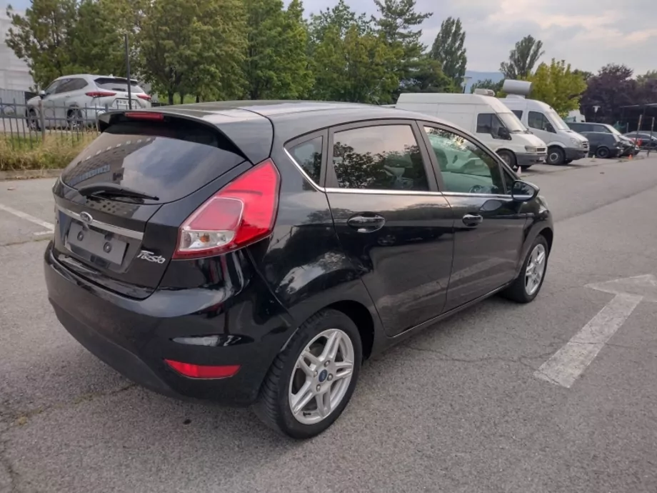 ID:2271 - FORD FIESTA