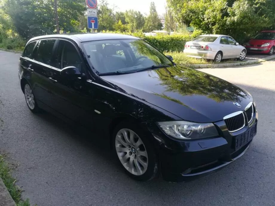 ID:2296 - BMW 320