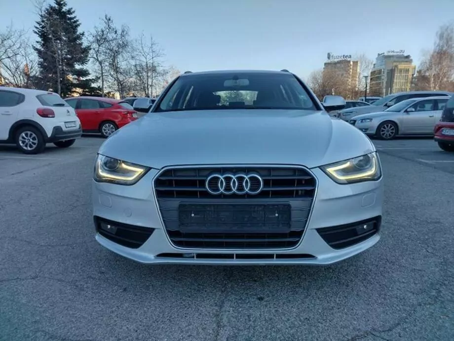 ID:2303 - AUDI 469