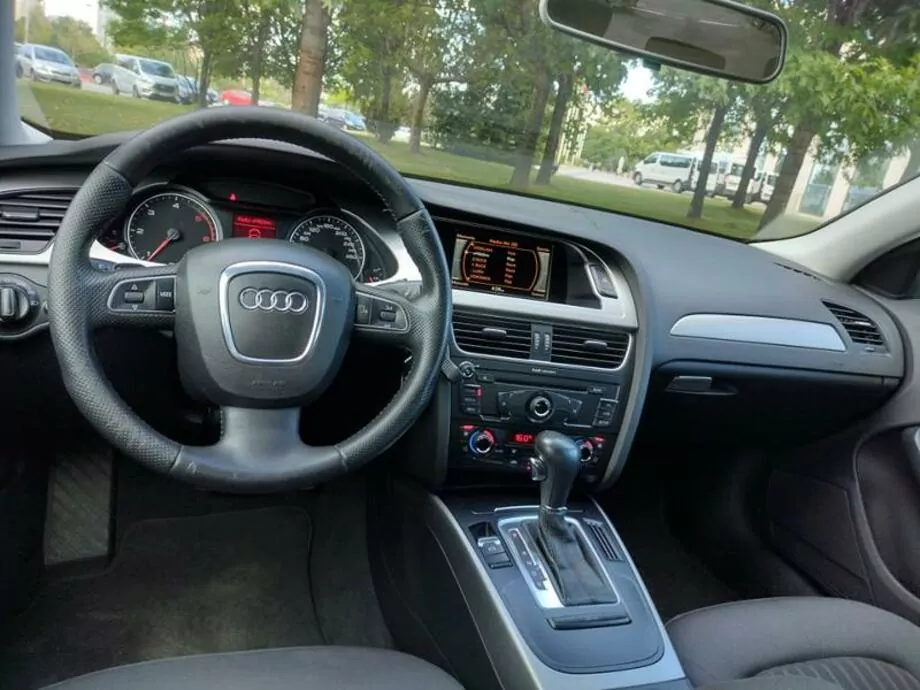 ID:2304 - AUDI 469