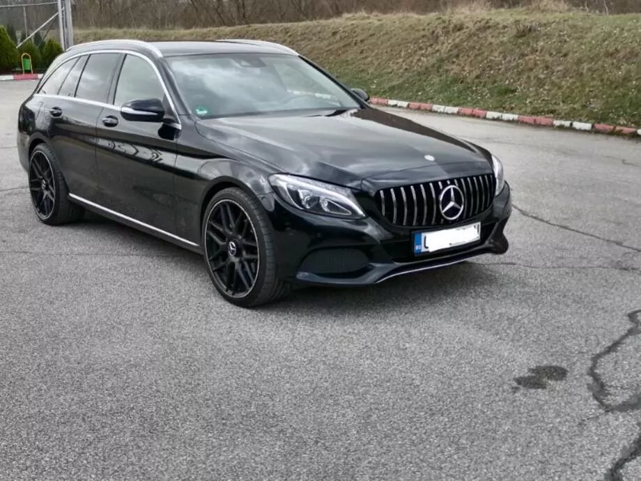 ID:2319 - MERCEDES-BENZ C 220