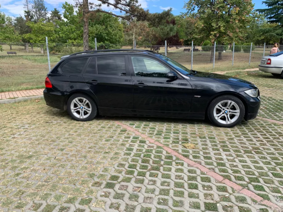 ID:2320 - BMW 320