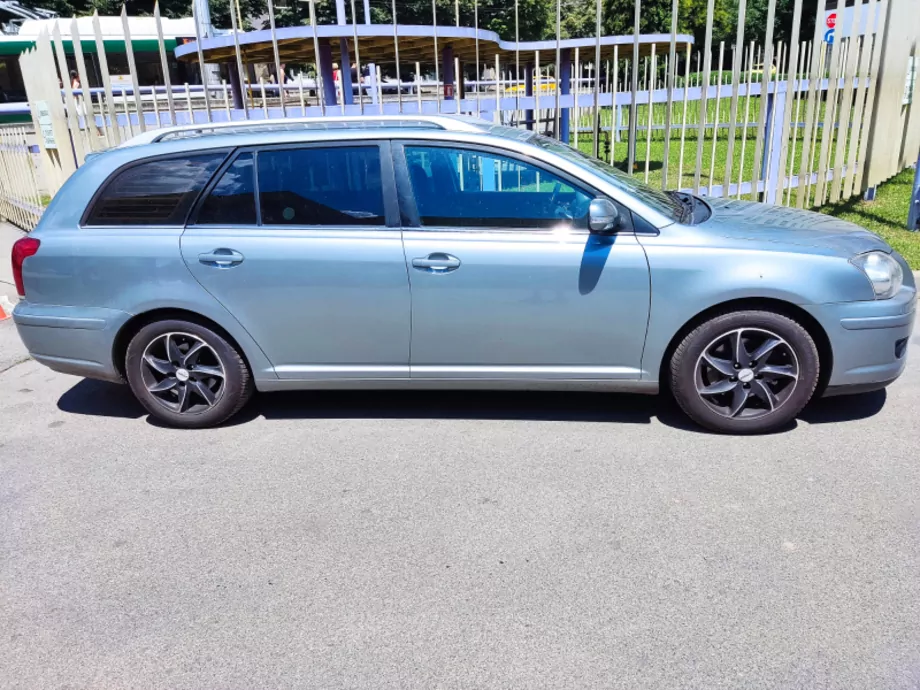 ID:2335 - TOYOTA AVENSIS