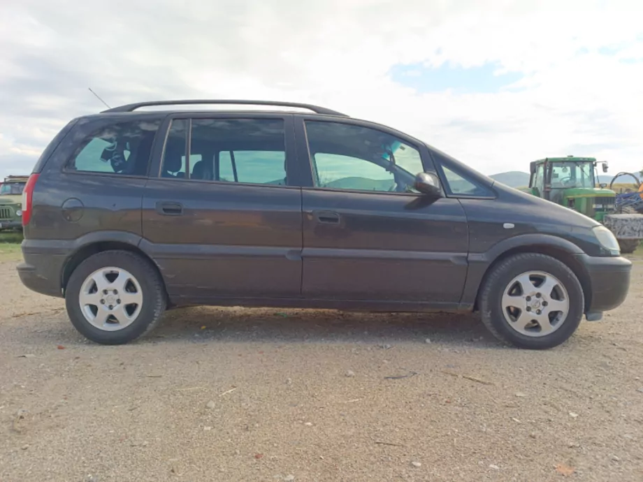 ID:2356 - OPEL ZAFIRA