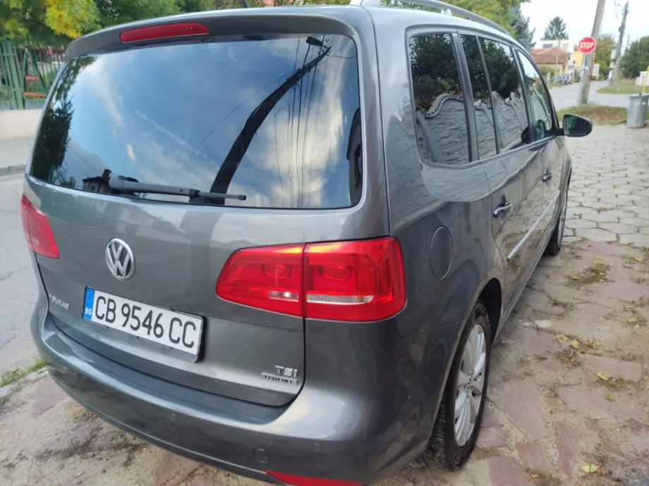 ID:2360 - VOLKSWAGEN TOURAN