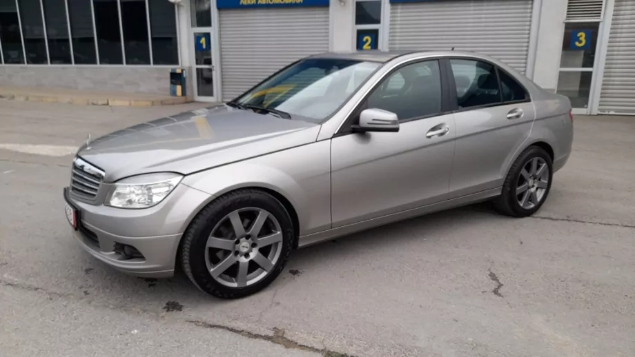 ID:2371 - MERCEDES-BENZ C 180