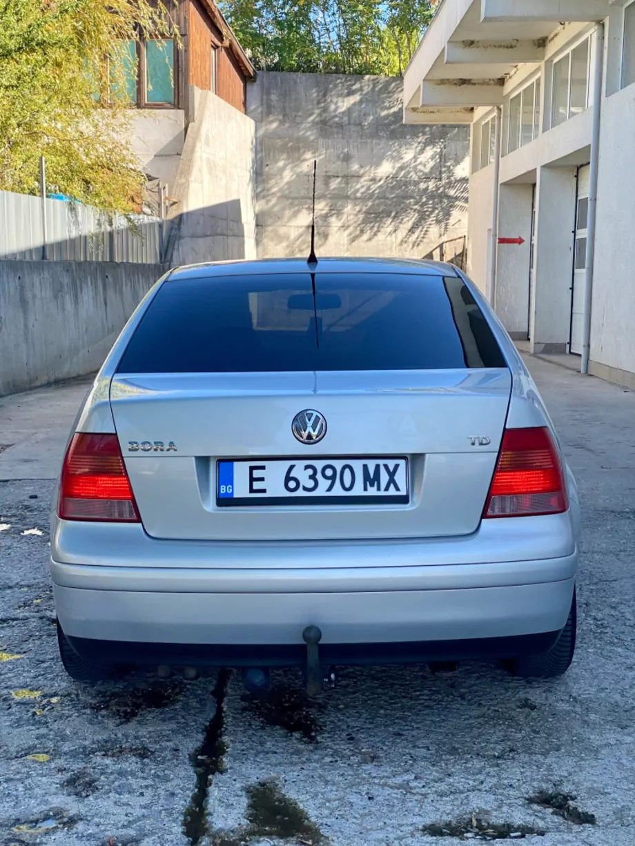 ID:2375 - VOLKSWAGEN BORA