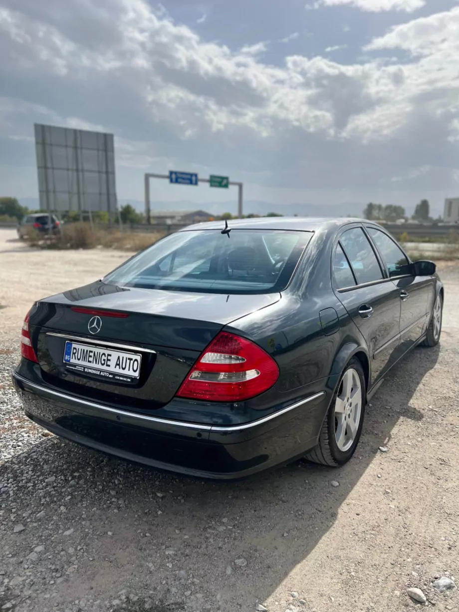 ID:2389 - MERCEDES-BENZ E 320