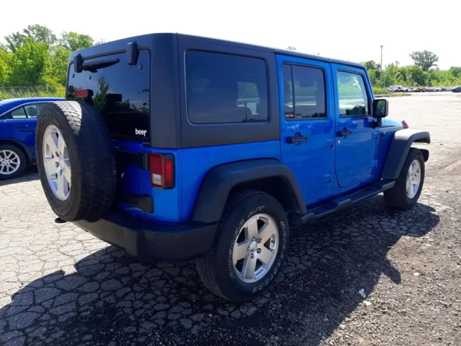 ID:2425 - JEEP 308