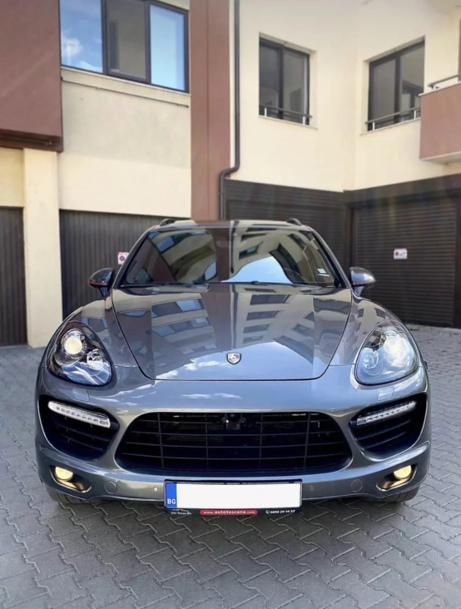 ID:2447 - PORSCHE CAYENNE