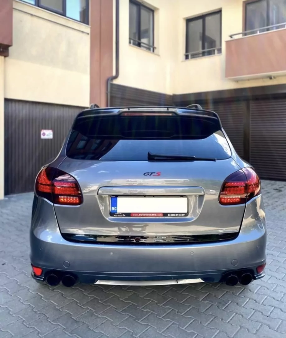 ID:2447 - PORSCHE CAYENNE