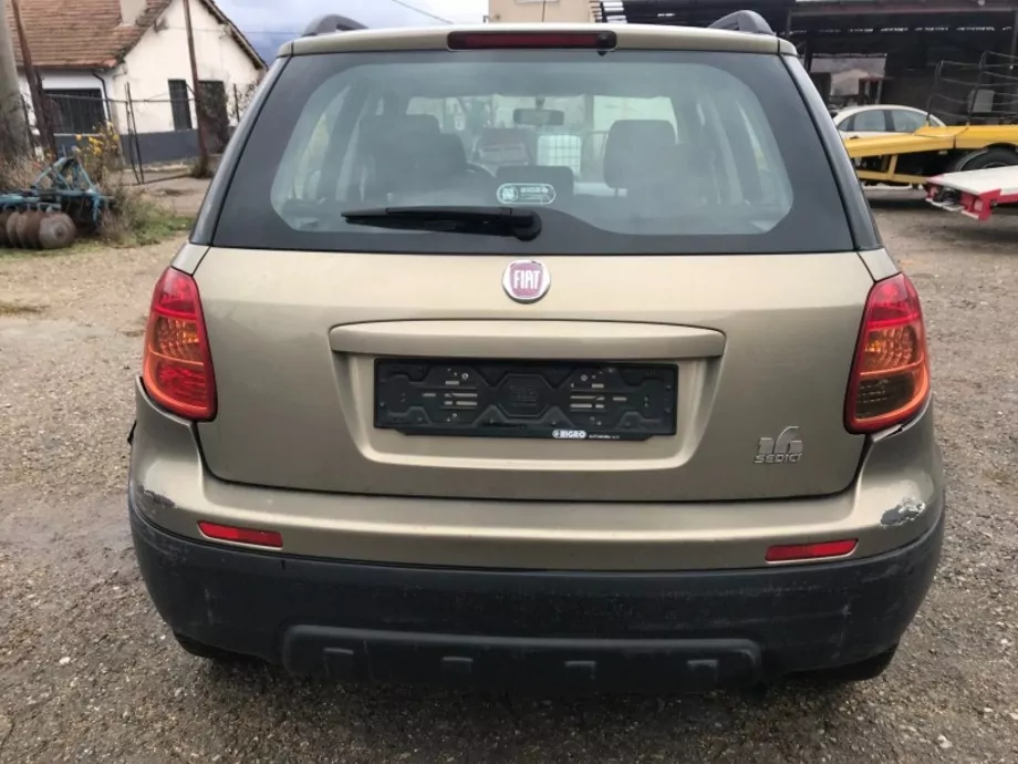 ID:2465 - FIAT SEDICI