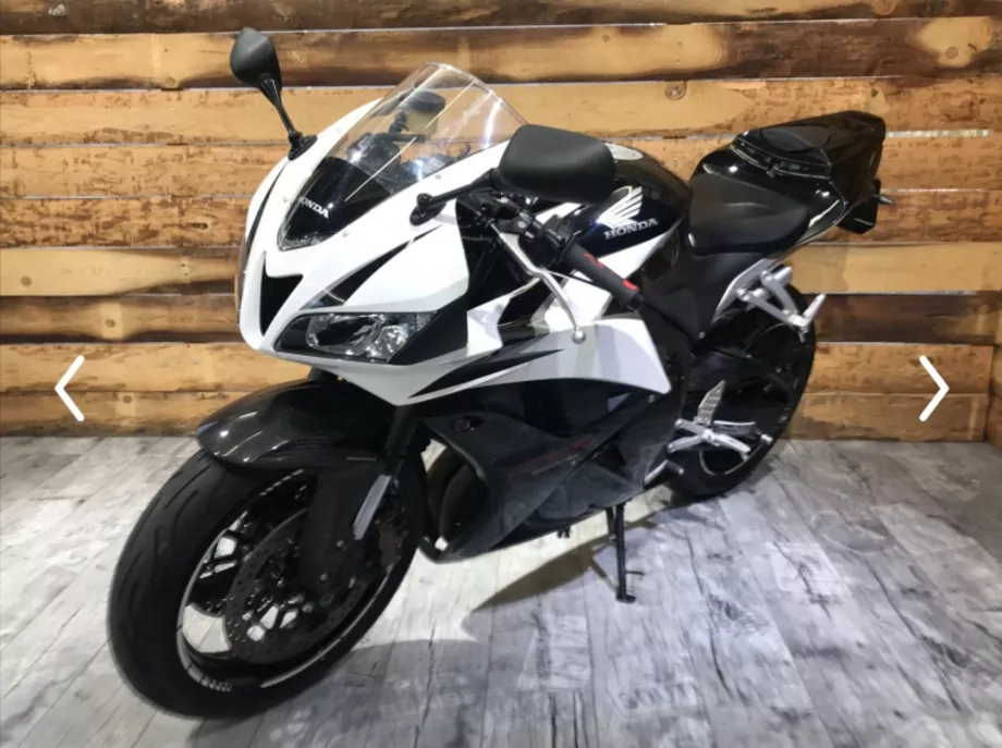 ID:2473 - HONDА CBR