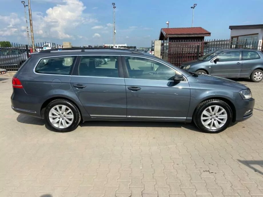 ID:465 - VOLKSWAGEN PASSAT