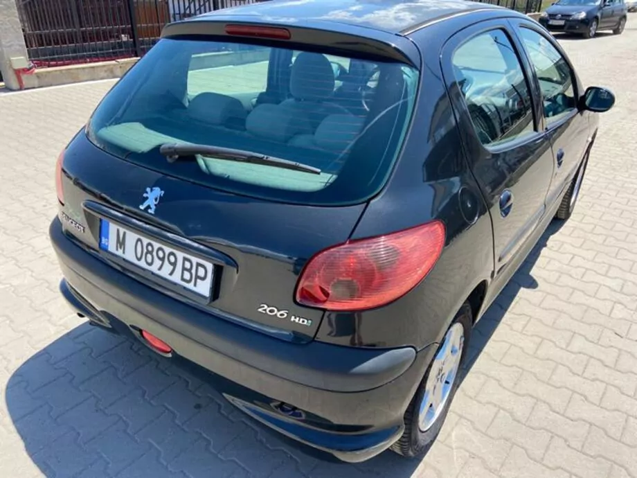 ID:472 - PEUGEOT 206