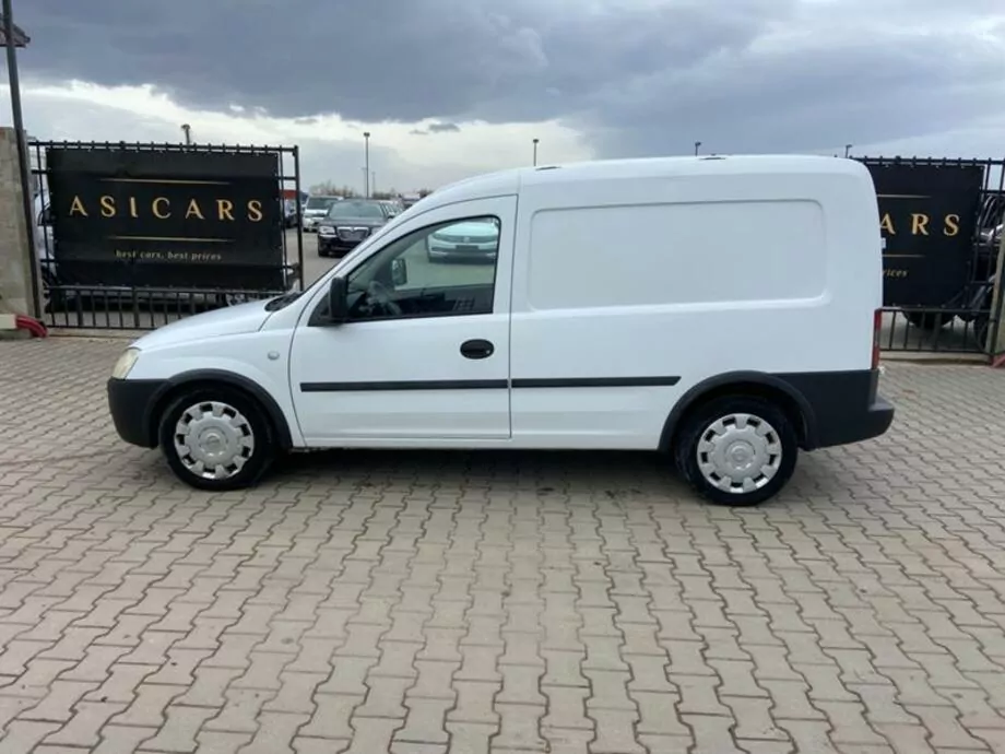 ID:473 - OPEL COMBO