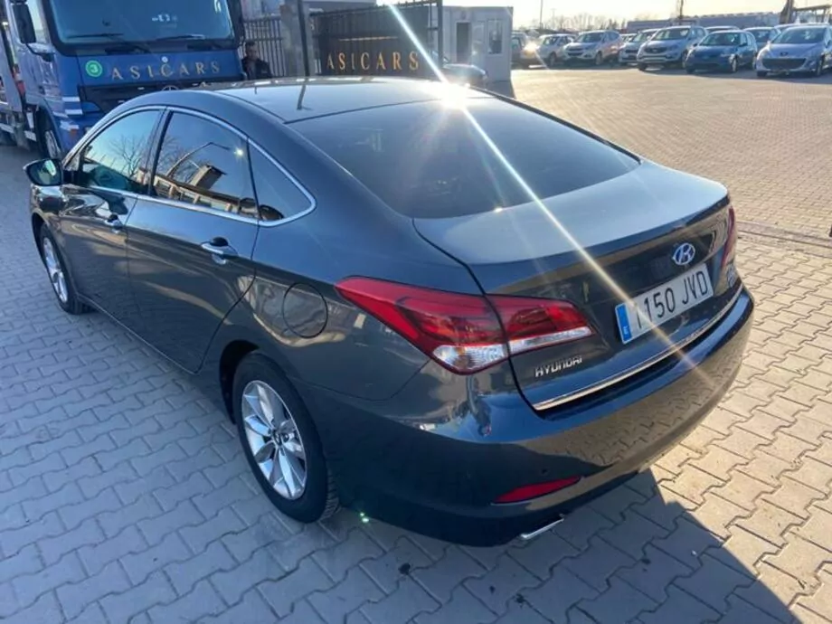 ID:478 - HYUNDAI I40