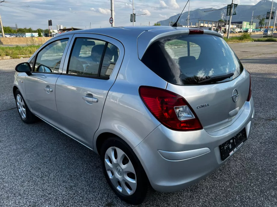 ID:493 - OPEL CORSA