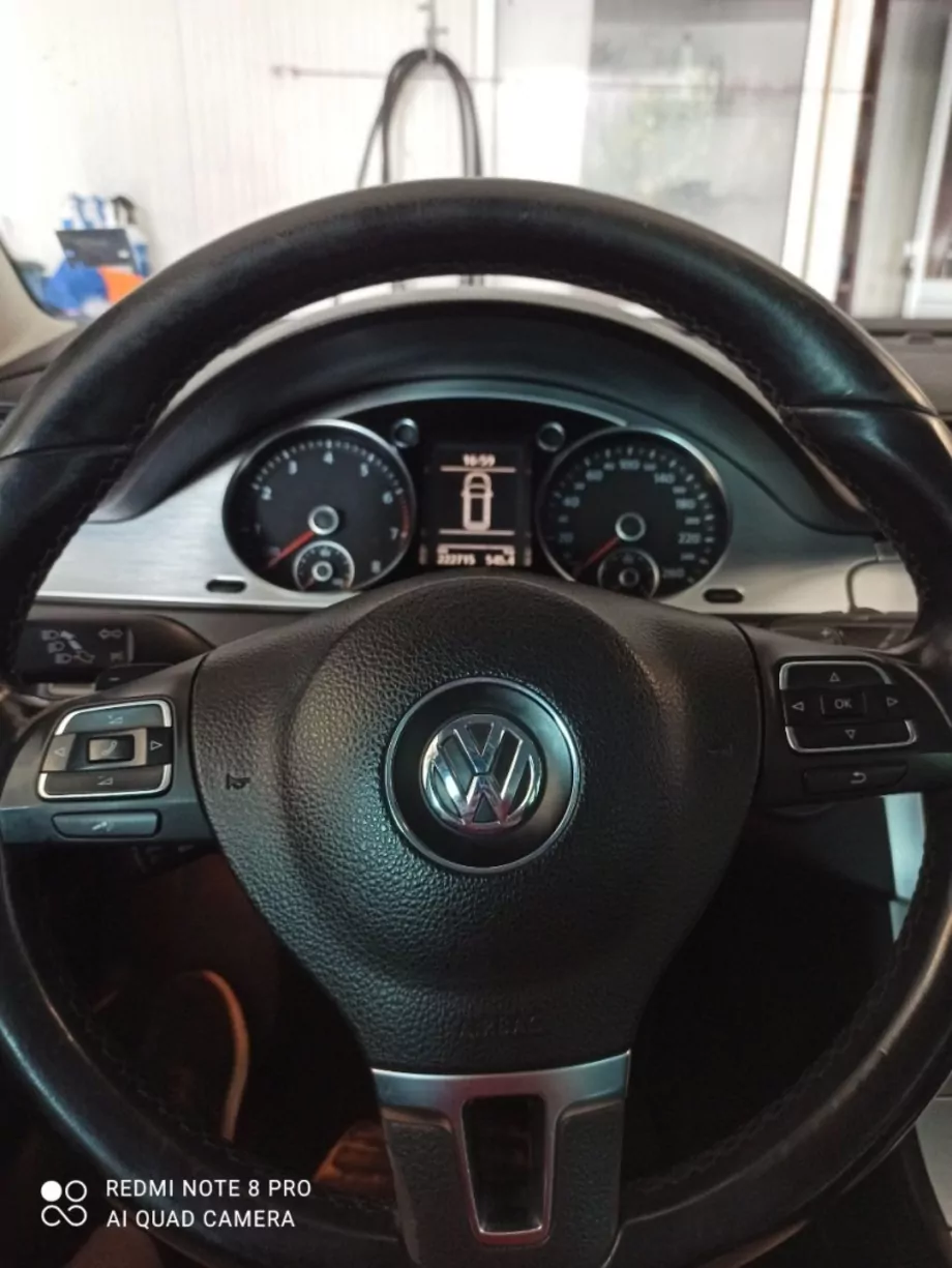 ID:499 - VOLKSWAGEN PASSAT