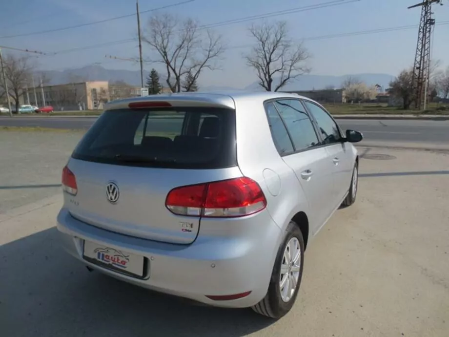 ID:516 - VOLKSWAGEN GOLF