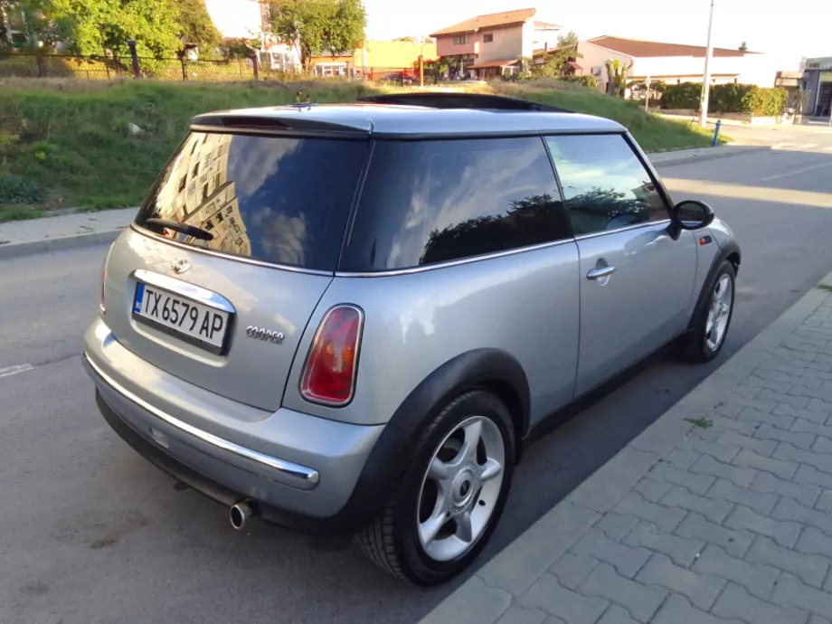 ID:519 - MINI COOPER