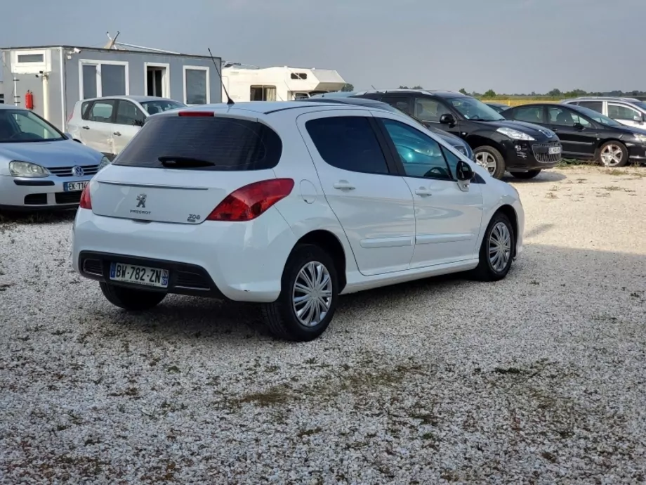 ID:526 - PEUGEOT 308