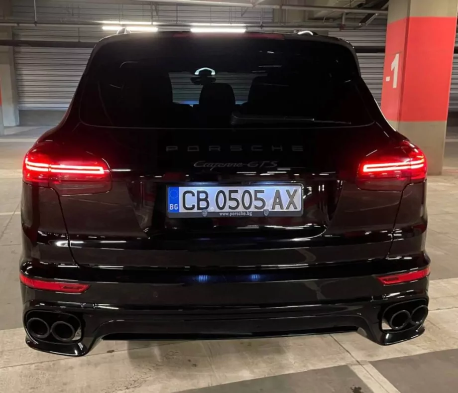 ID:530 - PORSCHE CAYENNE